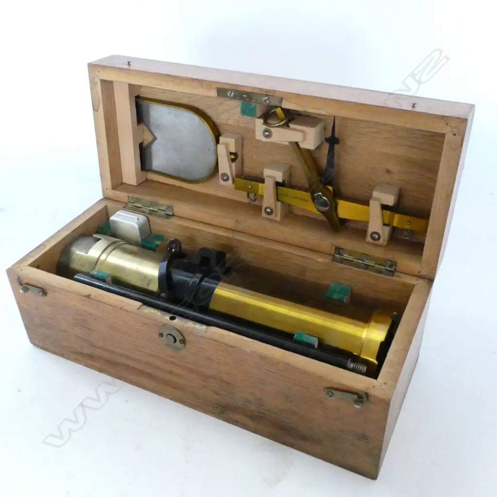 EARLY 20thC CHRONDROMETER (GRAIN SCALE) BY LOUIS SCHOPPER, LEIPZIG. IN OAK CASE Image 1++